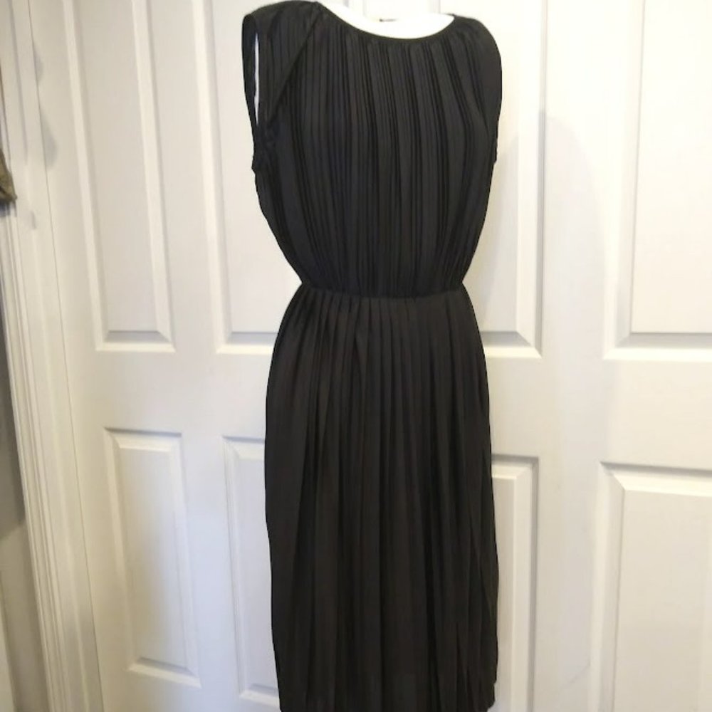 NWOT H&M Fine Pleated Black Dress size XS